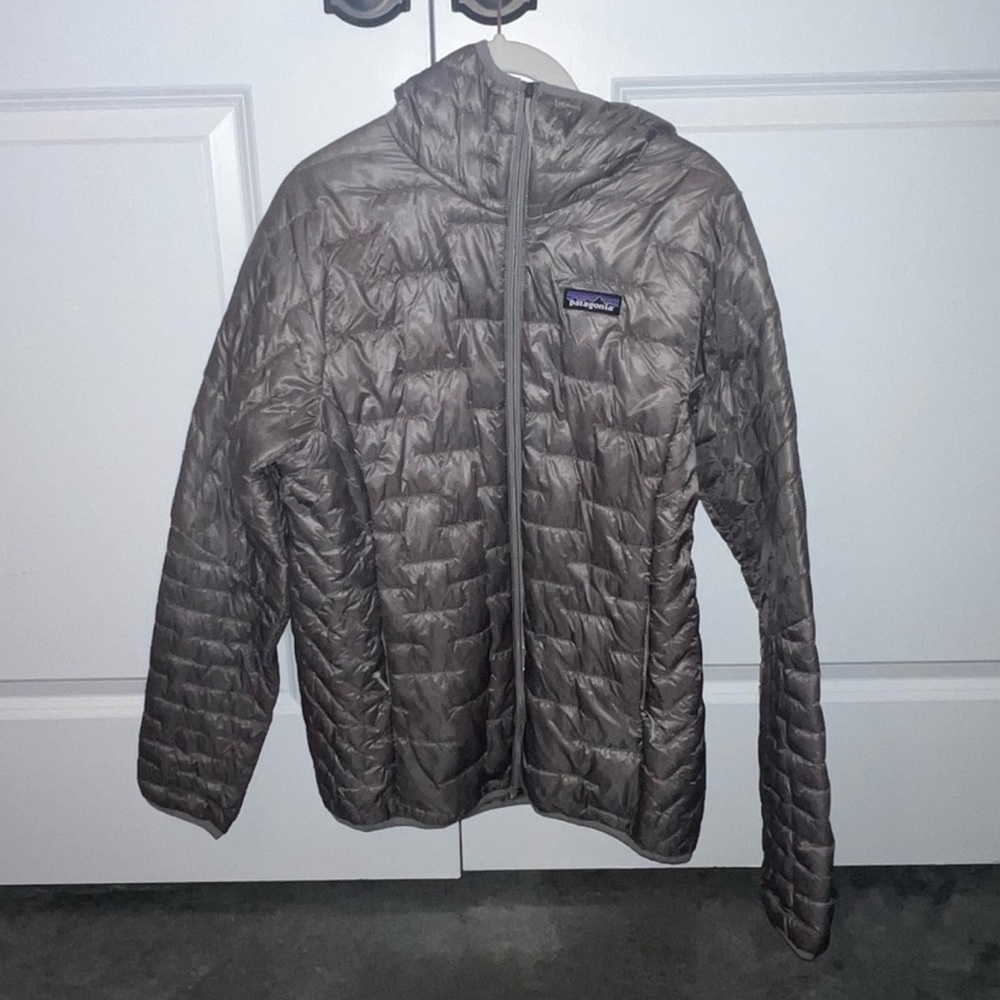GRAY PATAGONIA JACKET